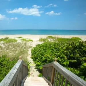 Windemere Inn - Amenities, Activities Private Beach Path Stairs