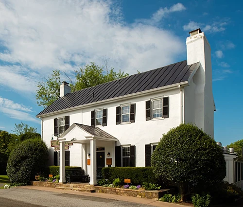 The Ashby Inn and Restaurant - Historic Bed and Breakfast / B and B, award-winning dining, and wedding / events venue in Paris, Virginia